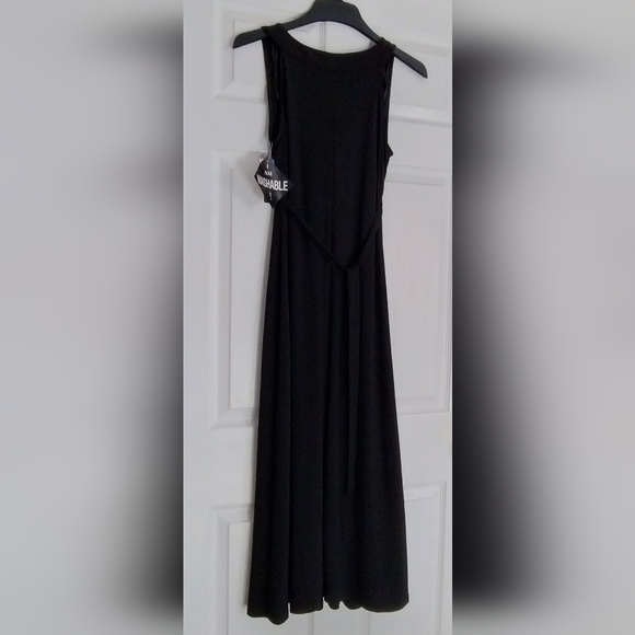 Women's Evening Casual Dress - Picture 2 of 5